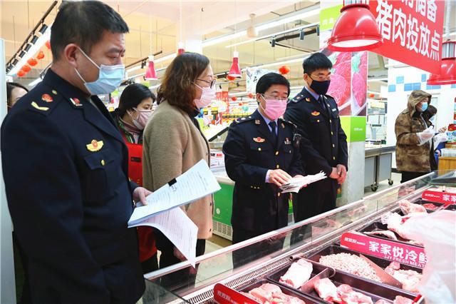 臨港區(qū)雙線并進(jìn) 嚴(yán)保防疫物資與日用品價(jià)格穩(wěn)定，力促電子產(chǎn)品銷售回暖